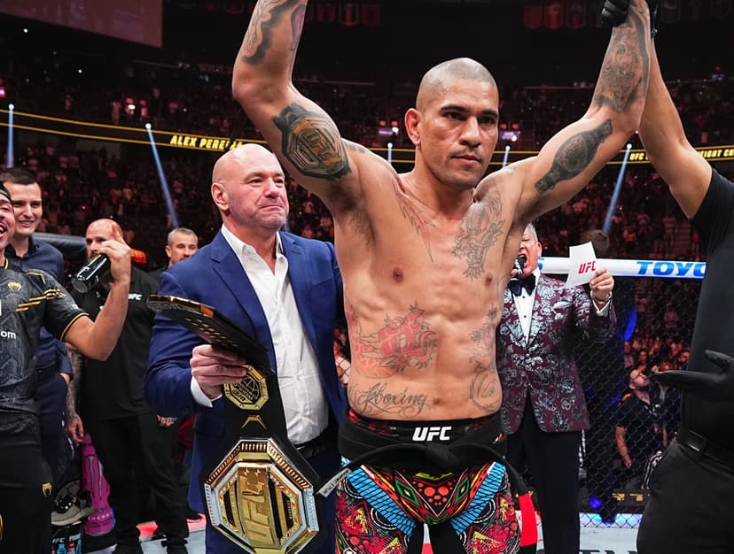 Dana White comments on championship shuffle: Alex Pereira yeah, Khamzat Chimaev nah