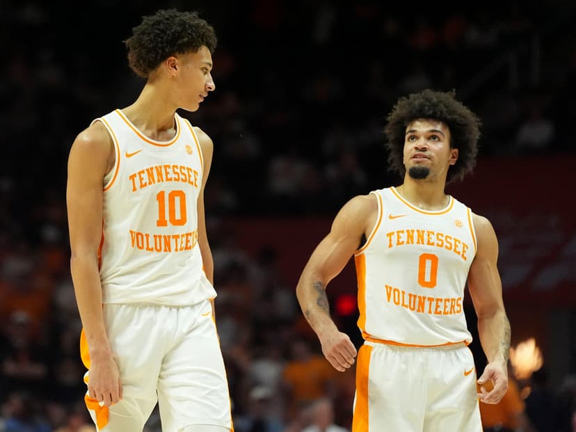 Tennessee Places Two Players on Late-Season Naismith Trophy Watch List