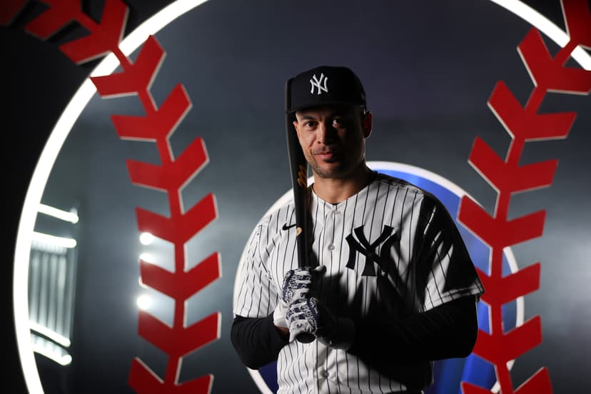 Yankees Begin Spring Training