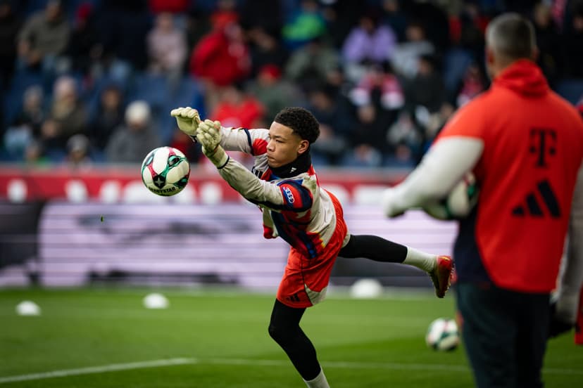 Bayern Munich Youth Goalkeeper Receives High Praise