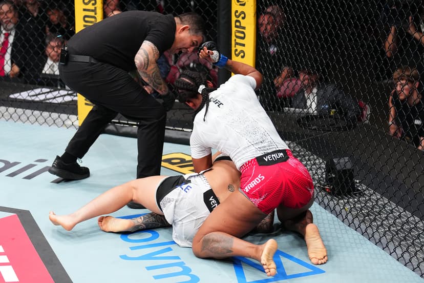 Joselyne Edwards Submits Nora Cornolle at UFC Houston