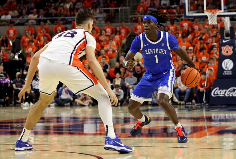 Denzel Aberdeen plays through sickness against Auburn