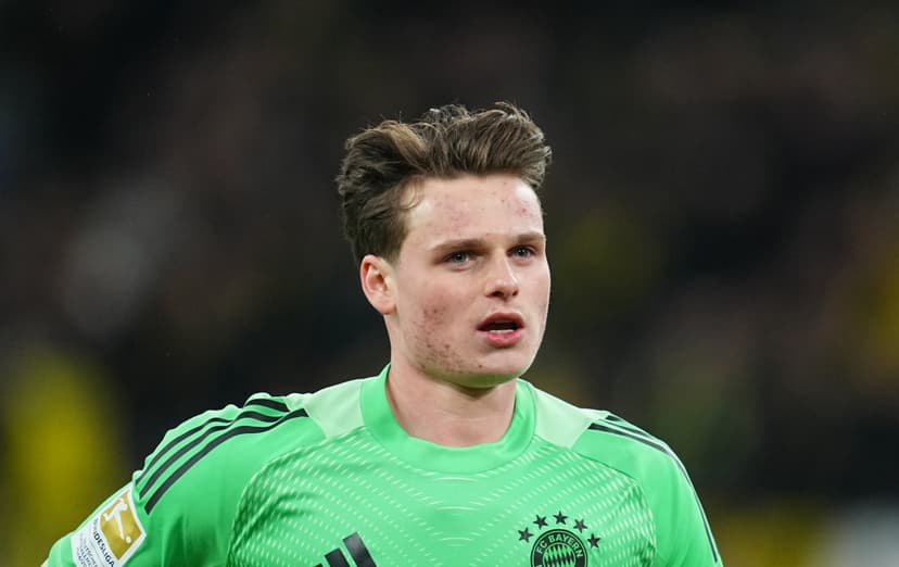 After his recent performances for Bayern Munich, do you feel better, worse, or has nothing changed about Jonas Urbig?