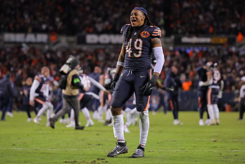 Bears Question of the Day: Of the rumored players leaving, who do you want to stay?