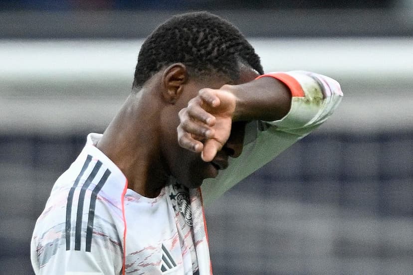 Chelsea loanee Nicolas Jackson exits Bayern Munich match at Leverkusen with first-half red card