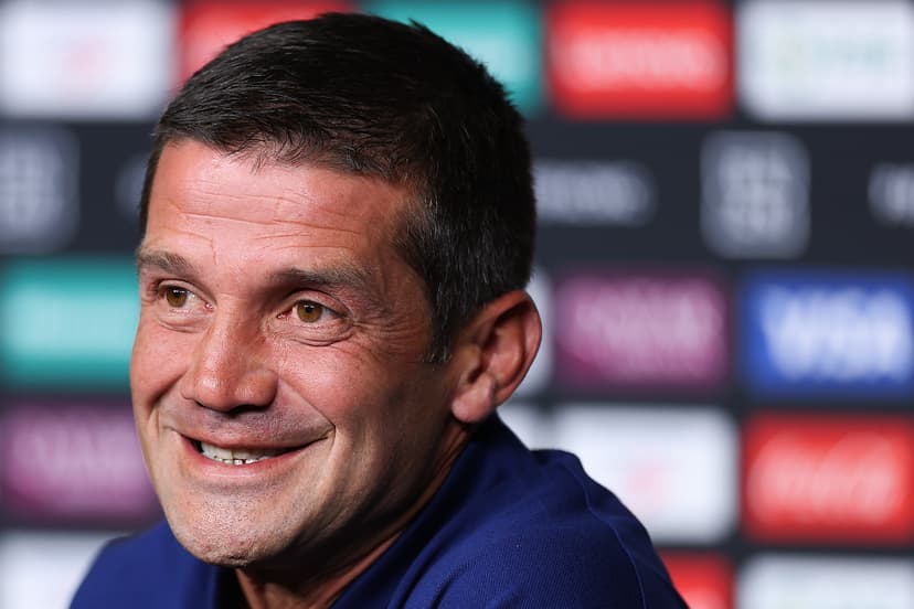 Report – Inter Milan Set To Offer Cristian Chivu New Contract Amid Wild Speculation Regarding Atletico Madrid Manager