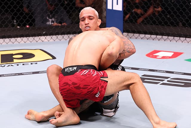 Charles Oliveira: Max Holloway’s submission threat 'definitely a bluff'