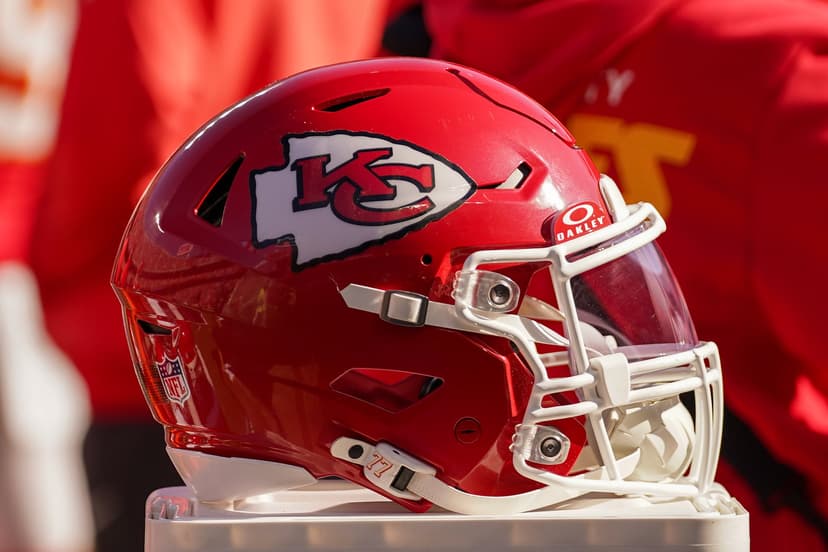 NFL Free Agency 2026: Predicting The Top Offensive 5 Players Kansas City Chiefs Can Target