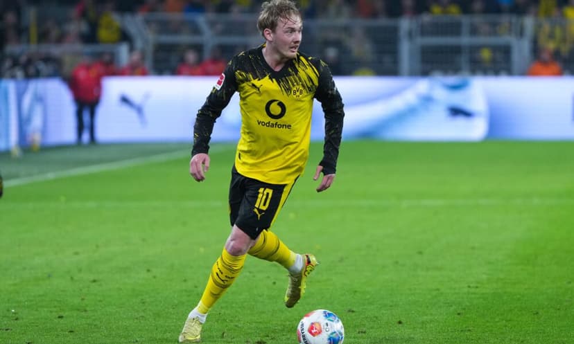 Arsenal and Barcelona monitoring Dortmund's Julian Brandt