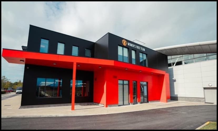 Manchester United Midfielder Toby Collyer Suffers Injury