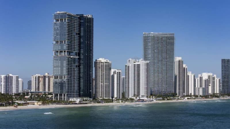 Florida Town Residents Oppose Oceanfront Condo Tower Development