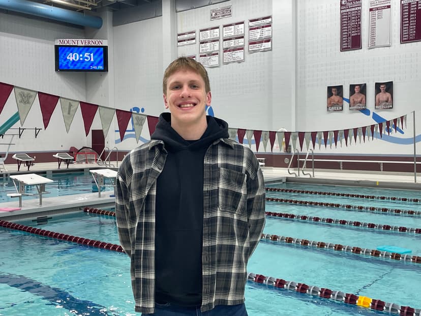 How Ozzy Jankowski went from late bloomer to IHSAA swimming state finals contender