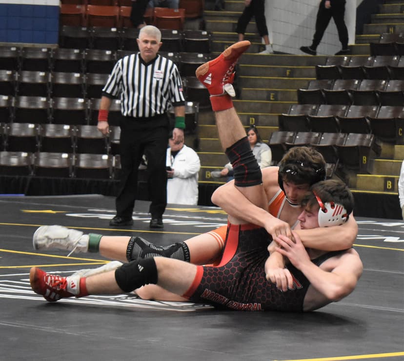 No. 1 Hudson takes one step closer to history, advances to D4 semifinals