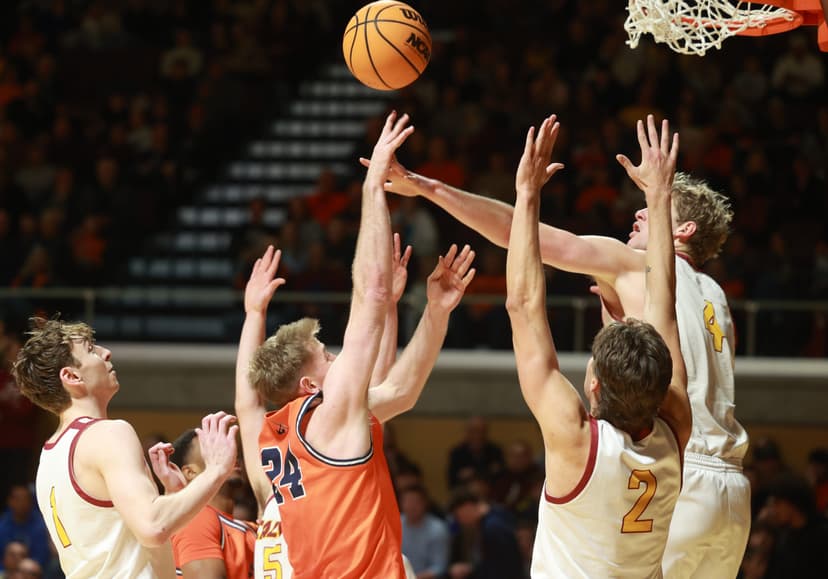 Hope College Basketball Falls to Calvin, Olivet Wins MIAA Title
