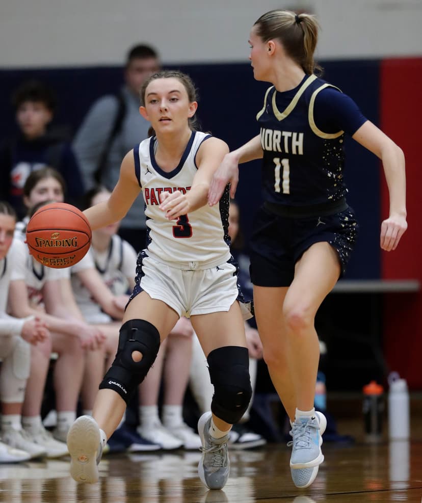 Seven Appleton Area Girls Basketball Teams Advance to Sectionals