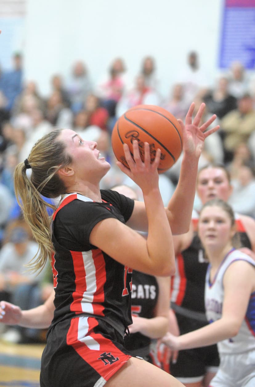 New London doesn't occupy lead until overtime in district semifinal