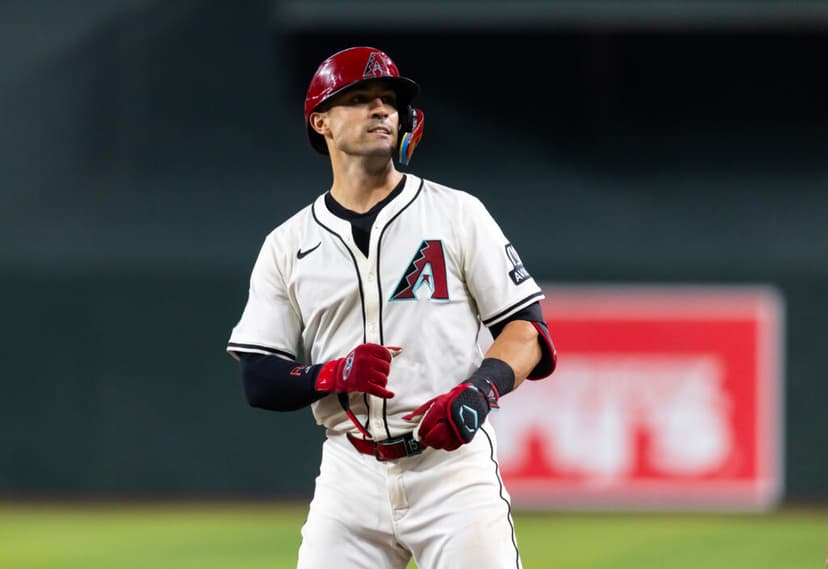 Yankees sign veteran outfielder and former first round pick