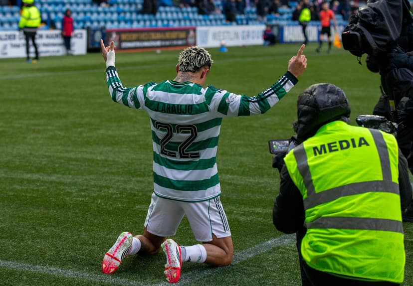 Martin O'Neill Comments on Julian Araujo's Performance