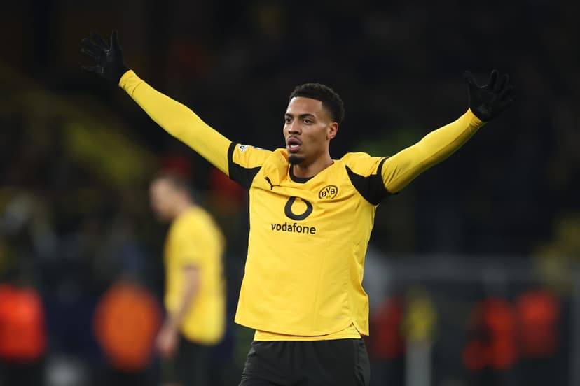 Dortmund demand €70m for Man United and Chelsea target