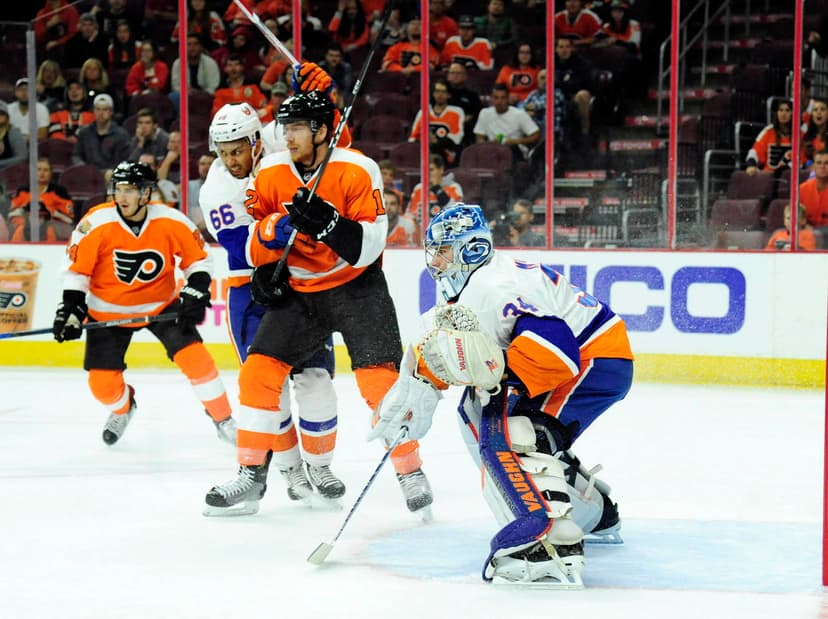 NCAA Hockey Alumni Across the Pond