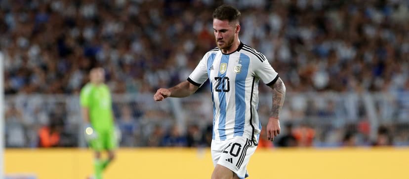 Manchester United Linked with World Cup Winner Alexis Mac Allister