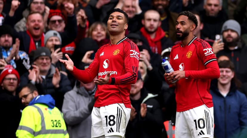 Wes Brown raves about Casemiro after eye-catching performance vs Villa