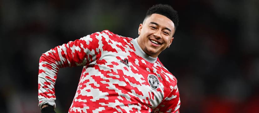 Jesse Lingard seals shock deal to reunite with former United flop