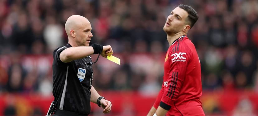 “Whoa!”: Rio Ferdinand admits being stunned by what Dalot privately told him about Amorim