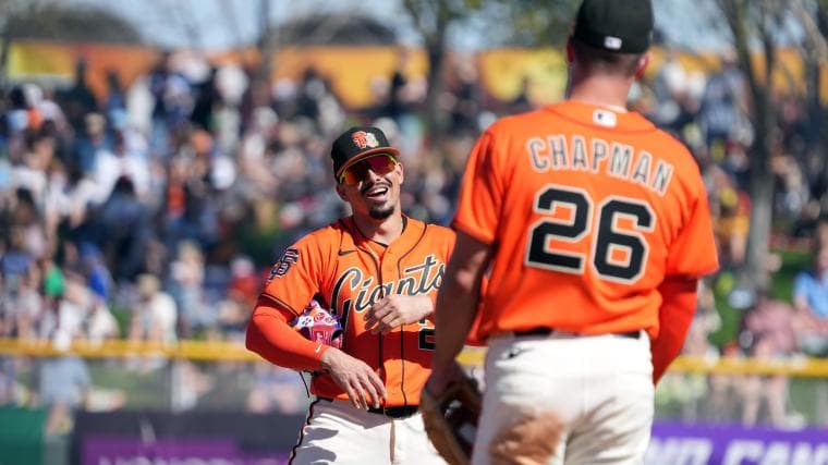 Giants turn wildest triple play of the season thanks to bizarre Cubs blunder