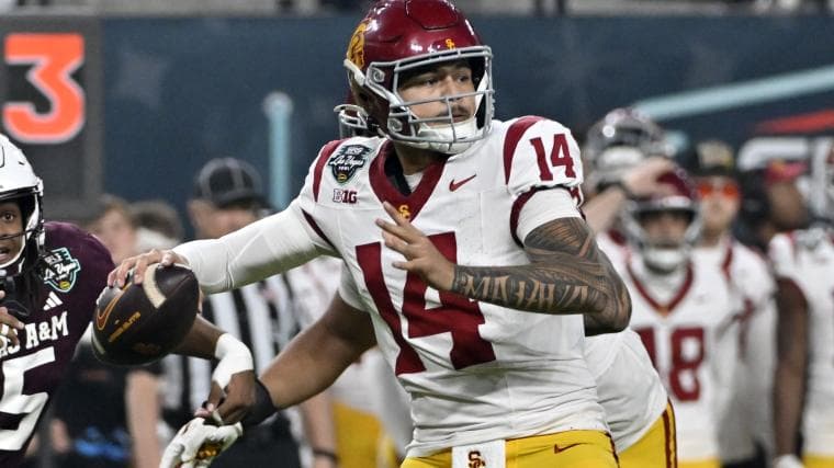 USC Trojans quarterback Jayden Maiava gets generous ranking from CBS Sports CFB analyst