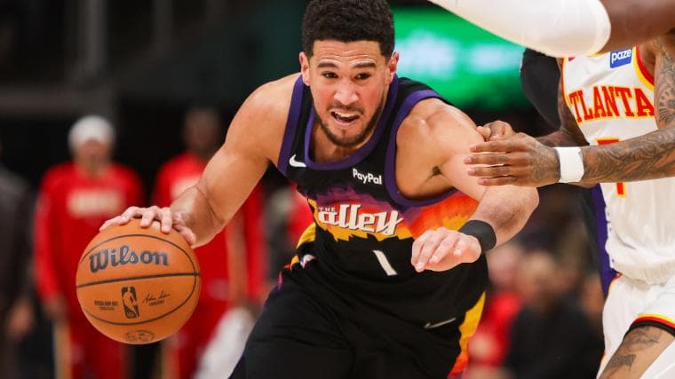 Suns provide injury update to Devin Booker, Haywood Highsmith