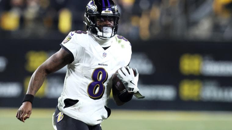 Lamar Jackson to Play Under New Ravens Offensive Coordinator