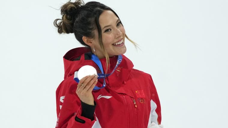 Eileen Gu Laughs Off 'Gold Lost' Question, Reaffirms Identity