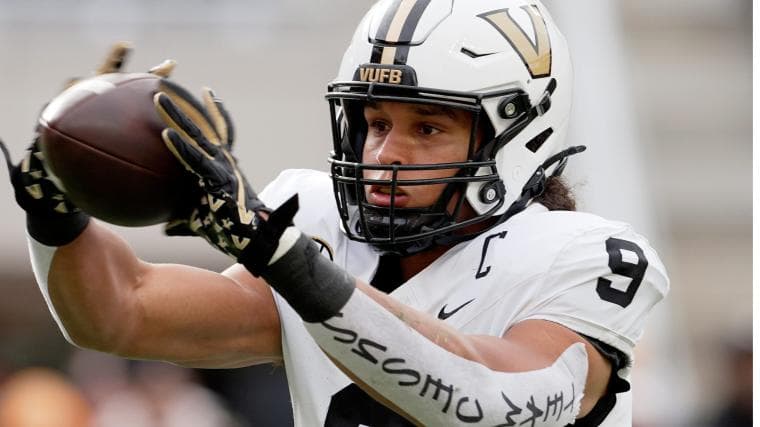 Eli Stowers NFL Combine results: Vanderbilt TE sets broad jump record in impressive showing