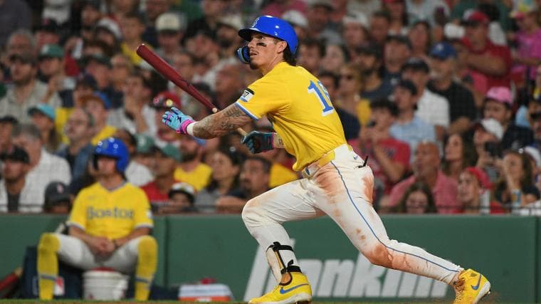 Red Sox trade idea sends All-Star left fielder to the Padres