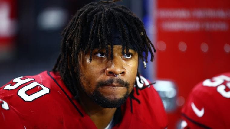 Former No. 1 football recruit arrested after allegedly shoving groceries in pants and leaving store