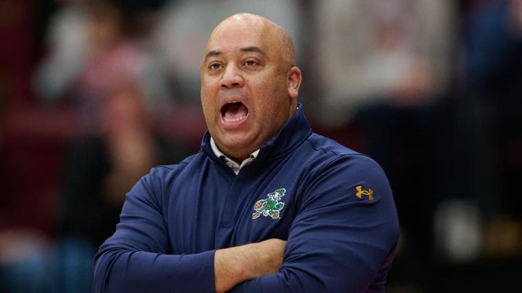 Notre Dame coach Micah Shrewsberry suffers major injury in Duke blowout, per report