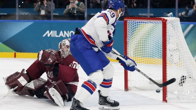 Why Brock Nelson is wearing a face mask for Avalanche after Olympics