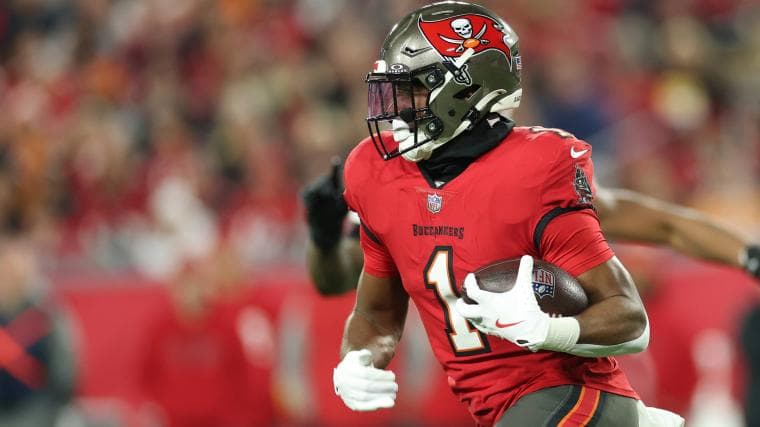 Seahawks interested in 1,500-yard Buccaneers RB as Kenneth Walker replacement