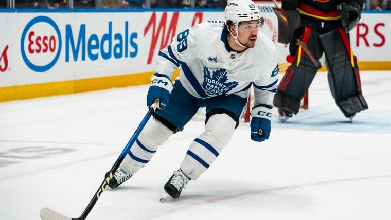 Why Nicholas Robertson isn't playing tonight for Maple Leafs with trade deadline looming