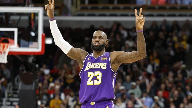 LeBron James Hopes for Lakers Consistency