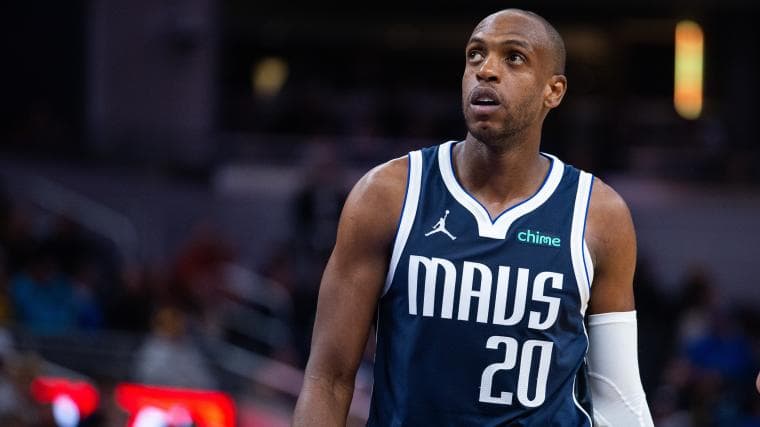 Mavericks' Khris Middleton Praises Jason Kidd After Ending Losing Streak