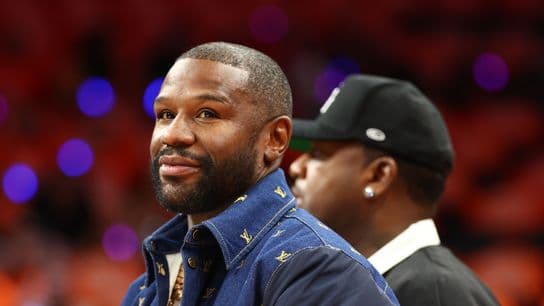 Floyd Mayweather Jr. Announces Return to Boxing After Tyson Exhibition