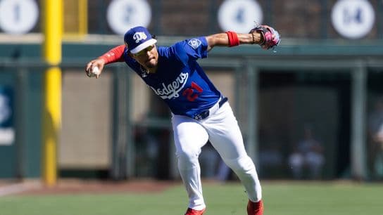 Santiago Espinal's big spring forcing Dodgers' roster decision
