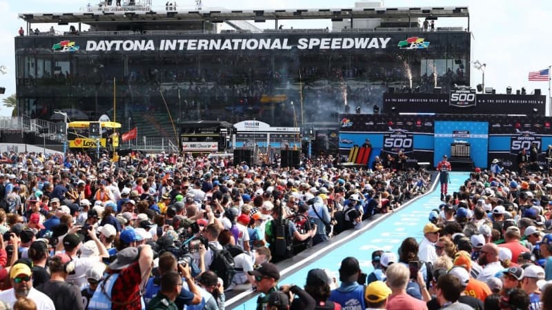 NASCAR's Daytona 500 Ticket Package Divides Fans