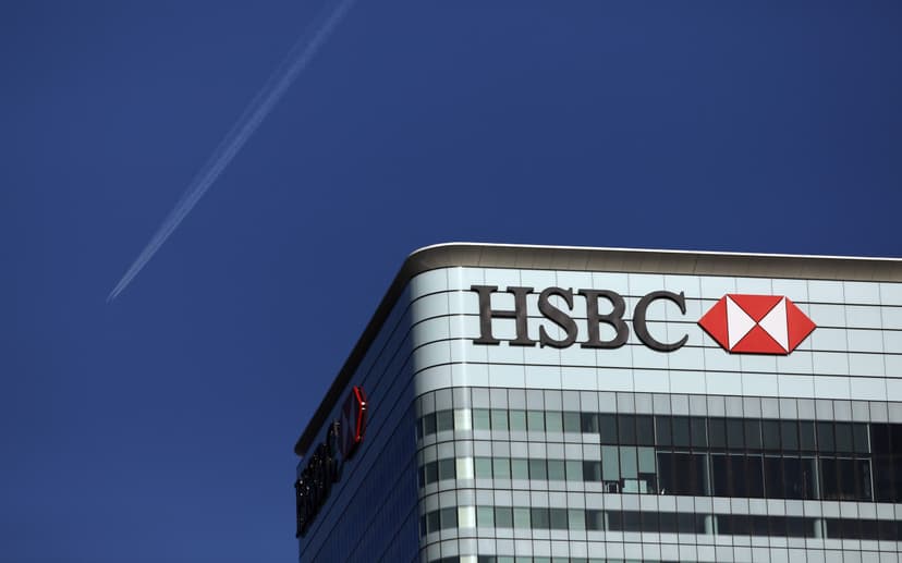 HSBC Increases Bonuses to Compete with Wall Street