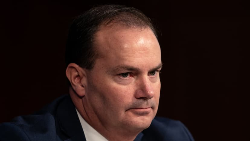 MAGA Senator Frantically Deletes Wild Post After Blowback