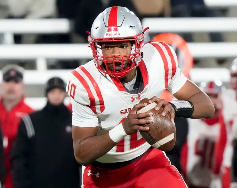 Georgia Football Offers 58-Touchdown Quarterback Recruit