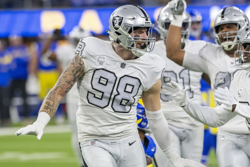Maxx Crosby says he's back with Raiders after failed trade to Ravens