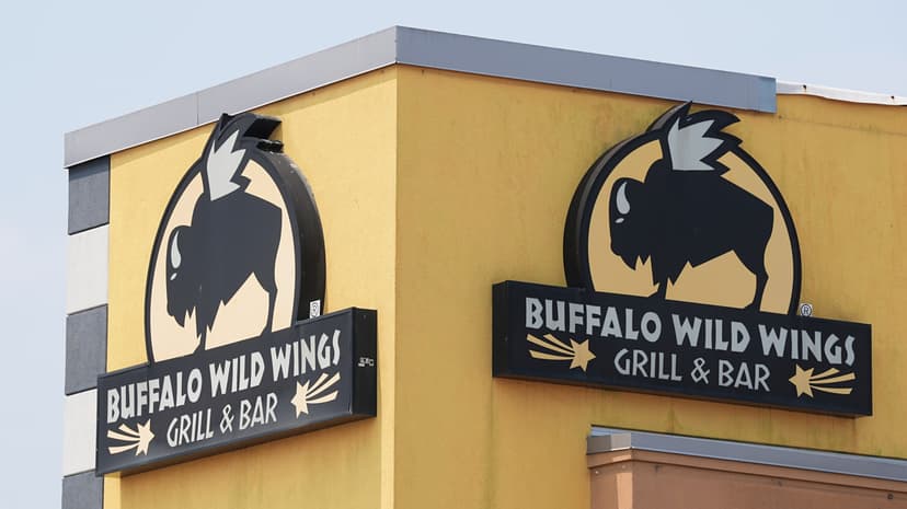 Judge Dismisses Lawsuit Over Buffalo Wild Wings' Boneless Wings